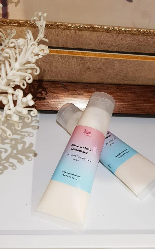 Lily Leeds – Natural Musk Deodorant - مزيل عرق ومبيض بالشبة ومسك الطهارة آمن ويدوم 24 ساعة